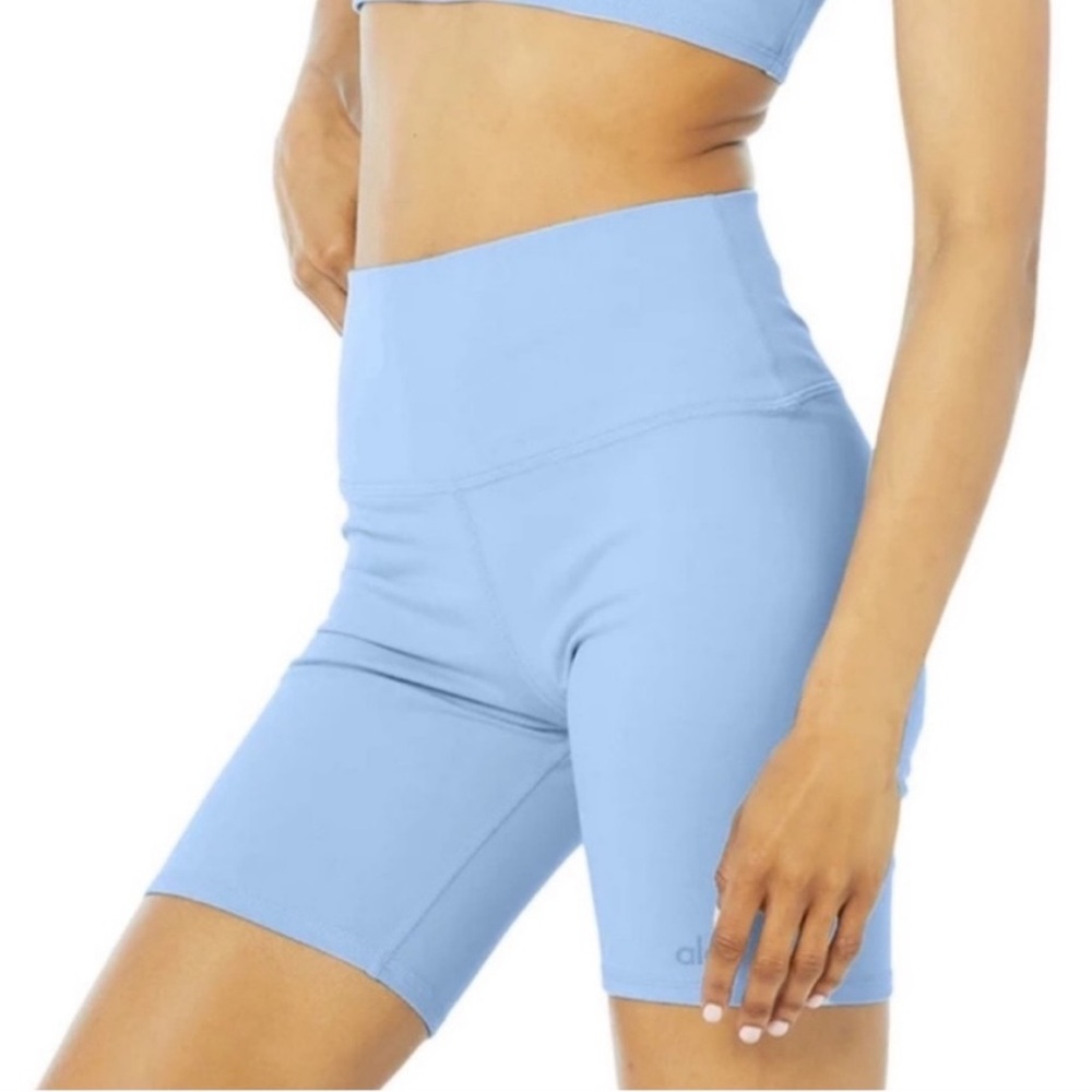 7" High-Waist Biker Short ~ Blue Skies